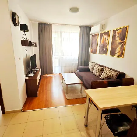 Belvedere Club Private