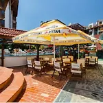 Belvedere Club Private *