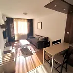 Апартаменти Belvedere Club Private *