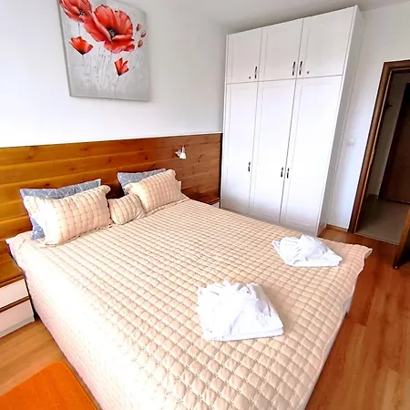 Belvedere Club Private *