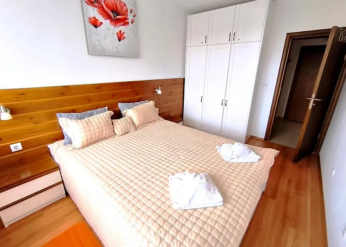 Belvedere Club Private *